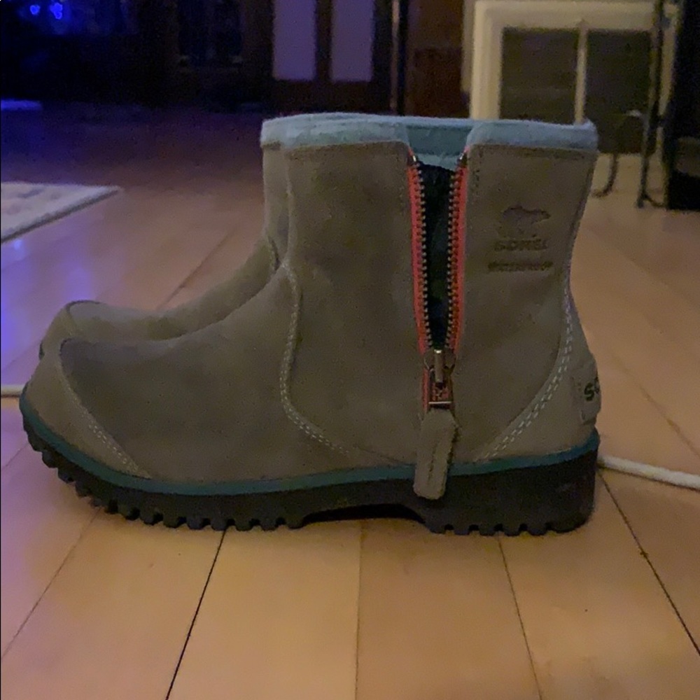 Sorel Boots Worn One Time